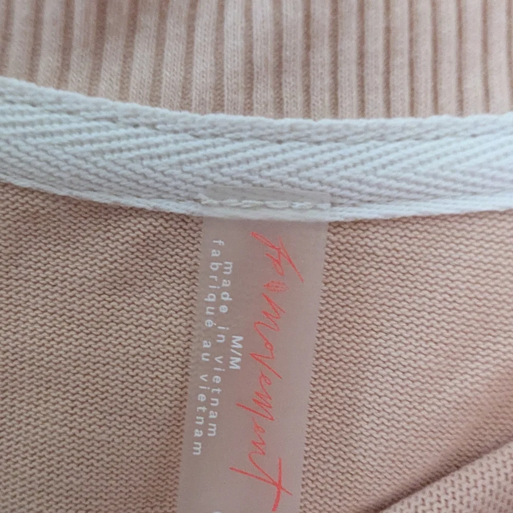Free People - Post Up Layer, Size M, NWOT - Picture 3 of 5